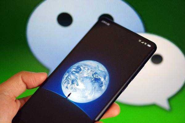 谁有一些好的交友网站或软件不用充会员的微信陌陌都有了?